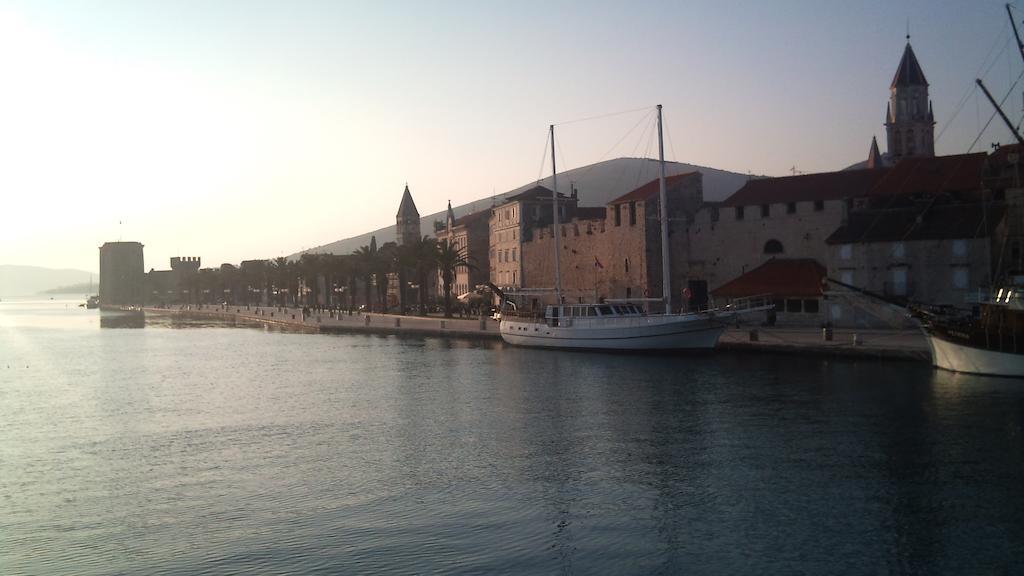 Andrea Apartments Trogir Eksteriør bilde