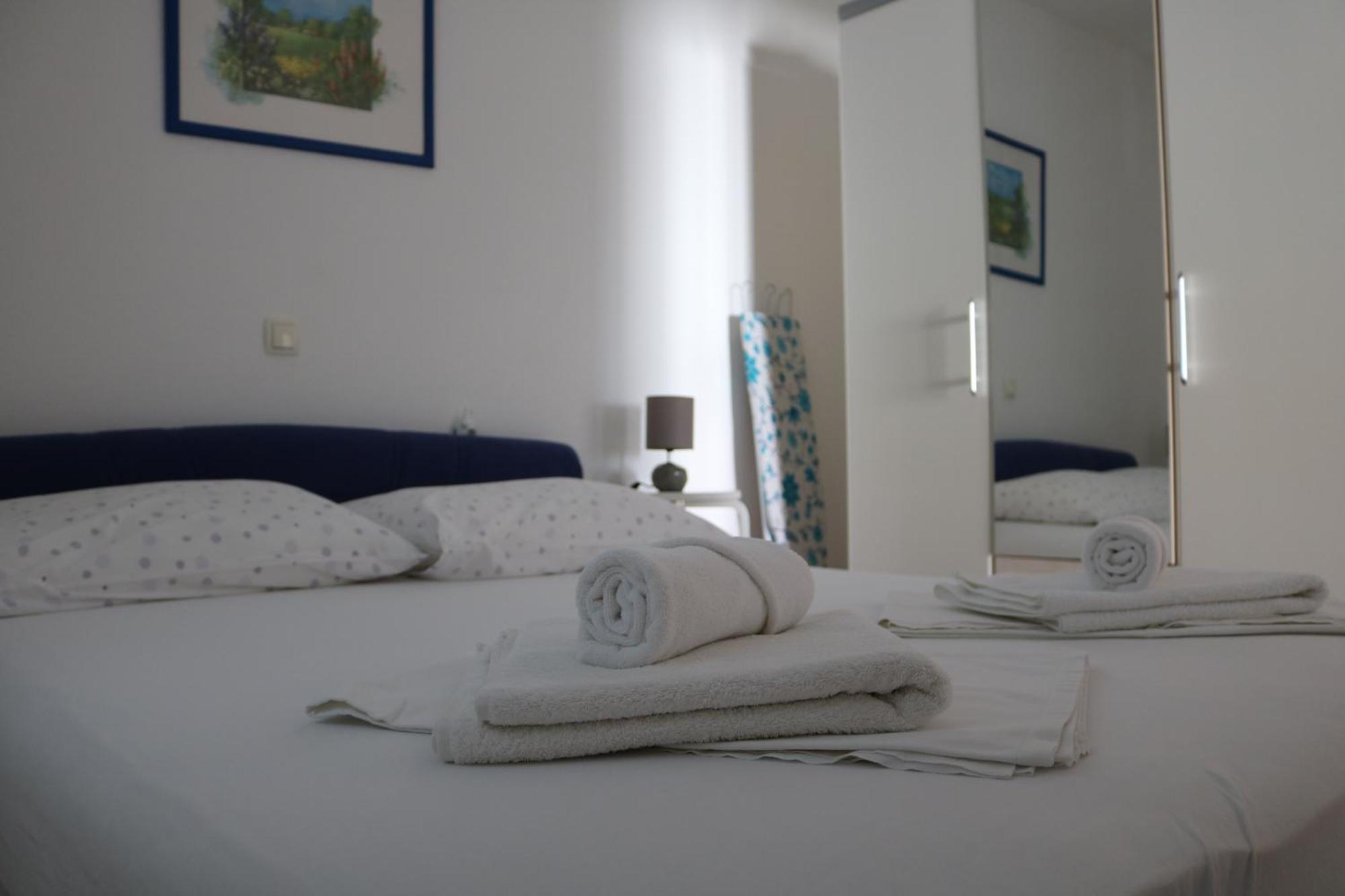 Andrea Apartments Trogir Eksteriør bilde